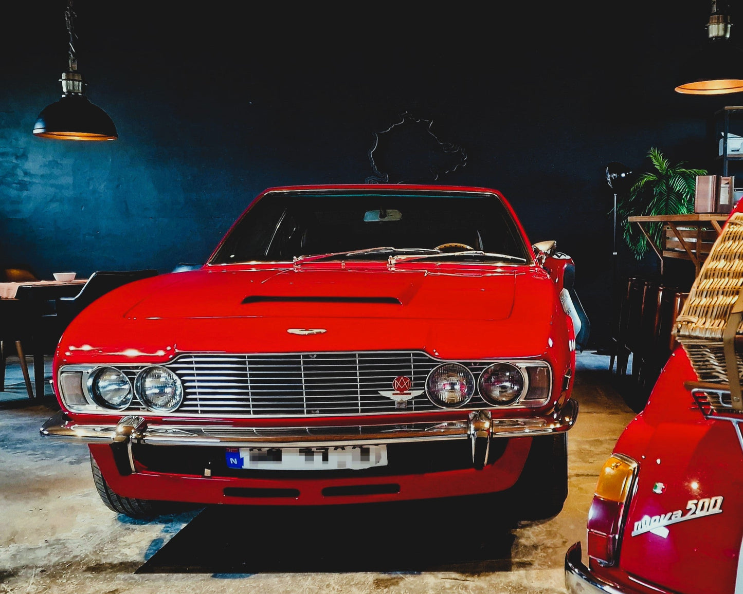 Aston Martin DBS V8